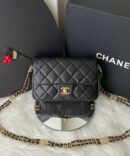 Bolsa Chanel Mini Texturizada - Preto/Dourado